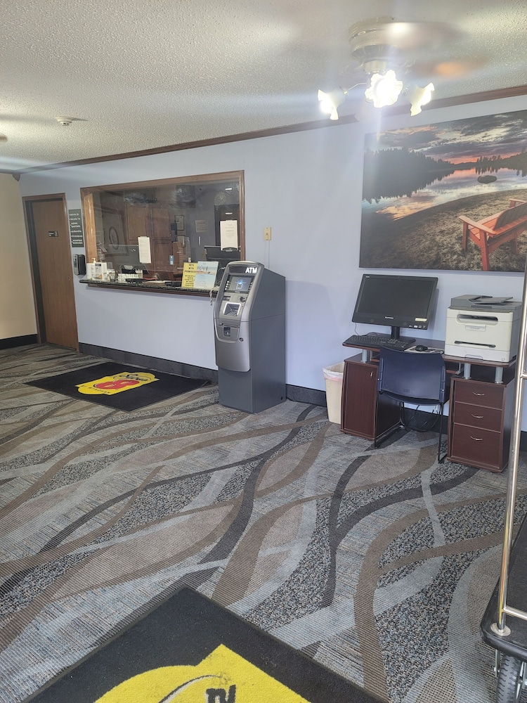 Super 8 by Wyndham Valentine NE 7/63