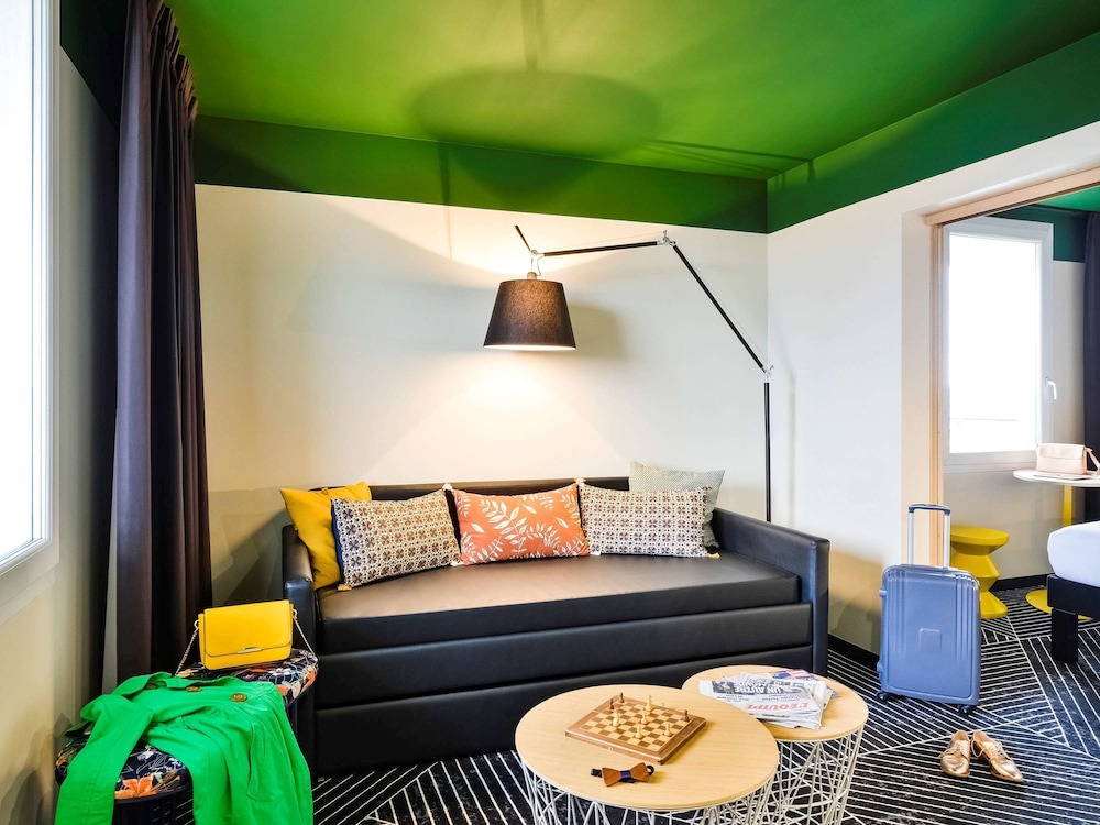 Ibis Styles Lyon Meyzieu Arena Stadium 40/63