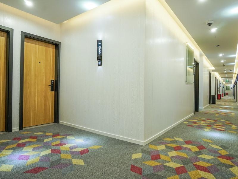 GT Alliance Shanghai Baoshan District shanghai University Qihua Road Metro Station Hotel 16/19
