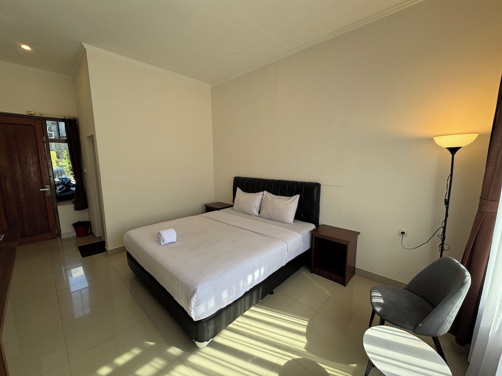 Rahayu Hotel Cirebon 23/60