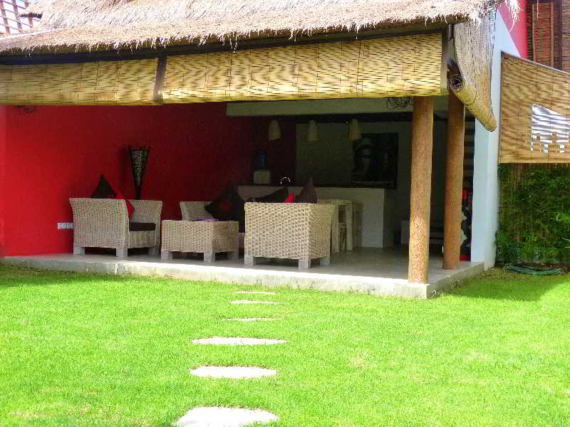UNITED COLORS OF BALI 18/30