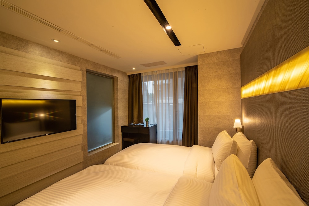 Hotel Bell 19/28