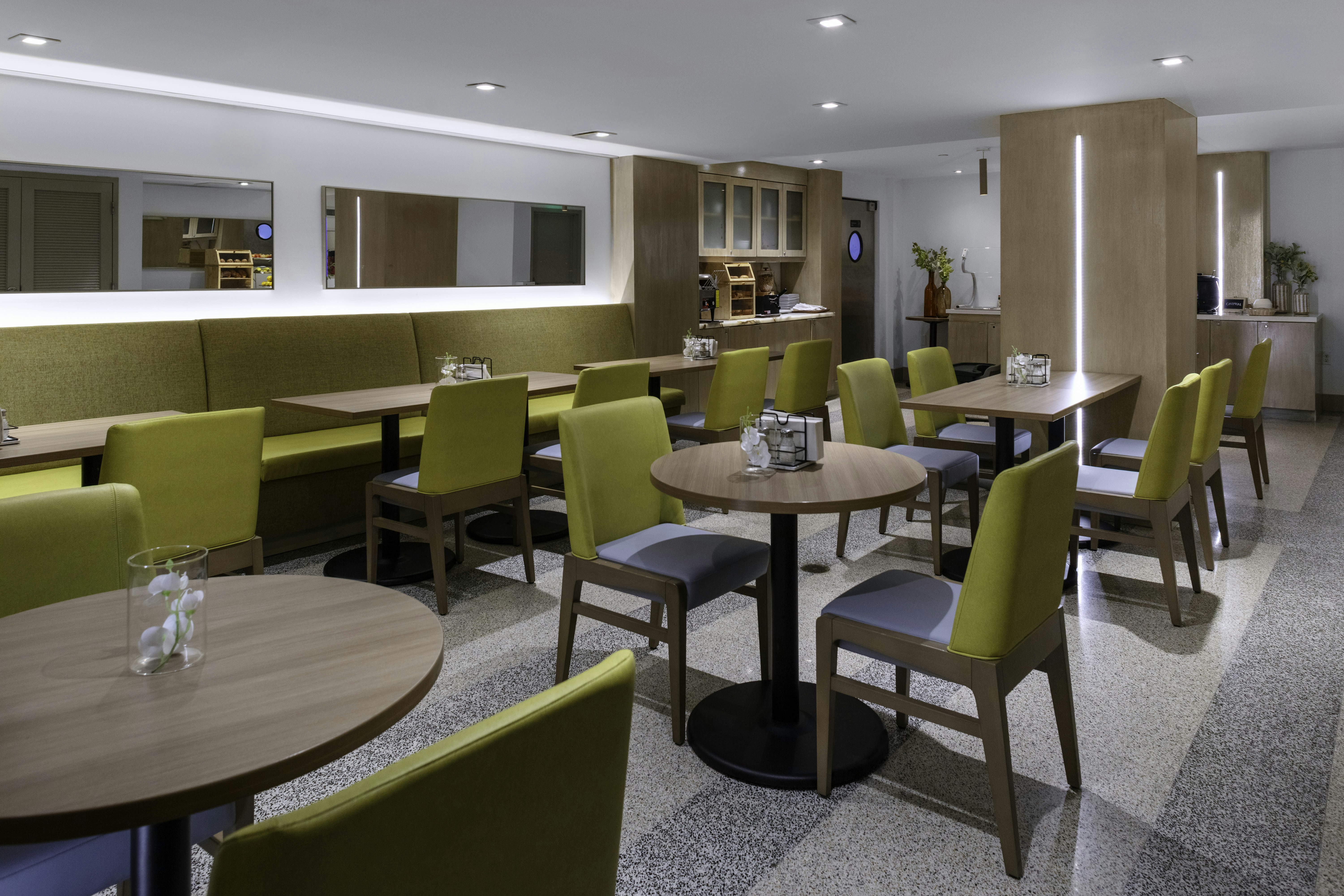 Hilton Garden Inn Miami South Beach 24/41