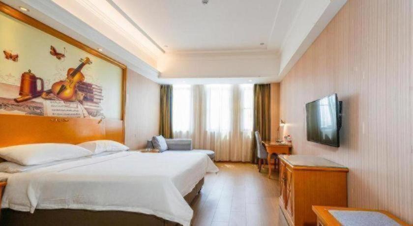 Vienna Hotel (Taicang Zhenghe Road) 18/40