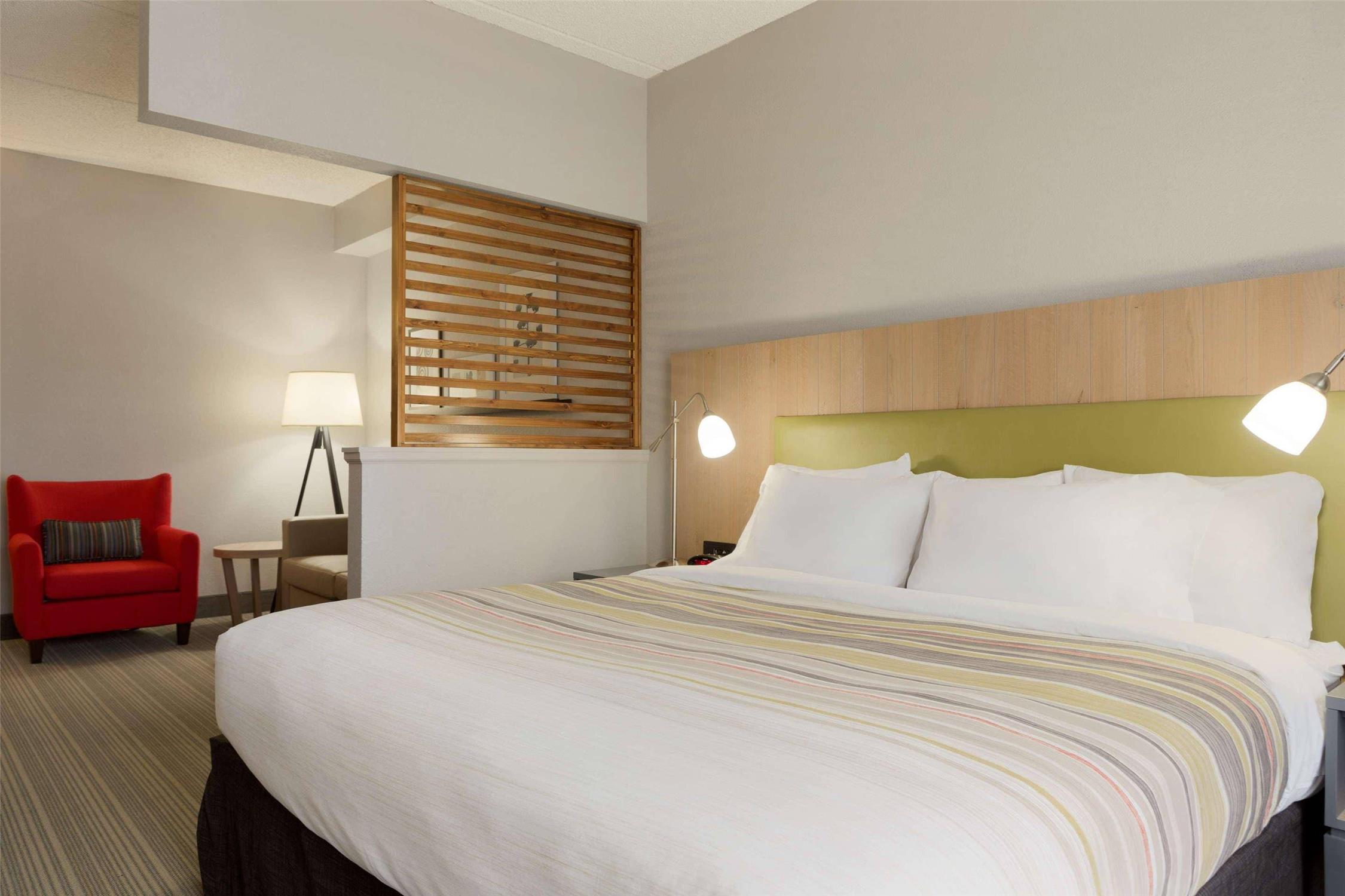 Country Inn & Suites By Radisson Jackson Tn 2/24