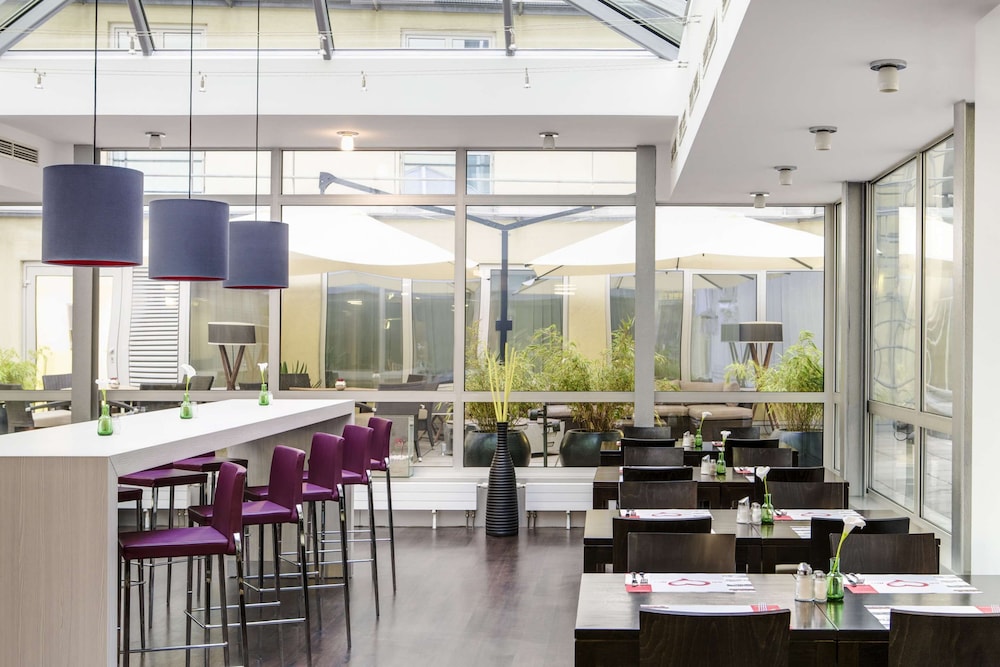 Intercity Hotel Wien 50/65