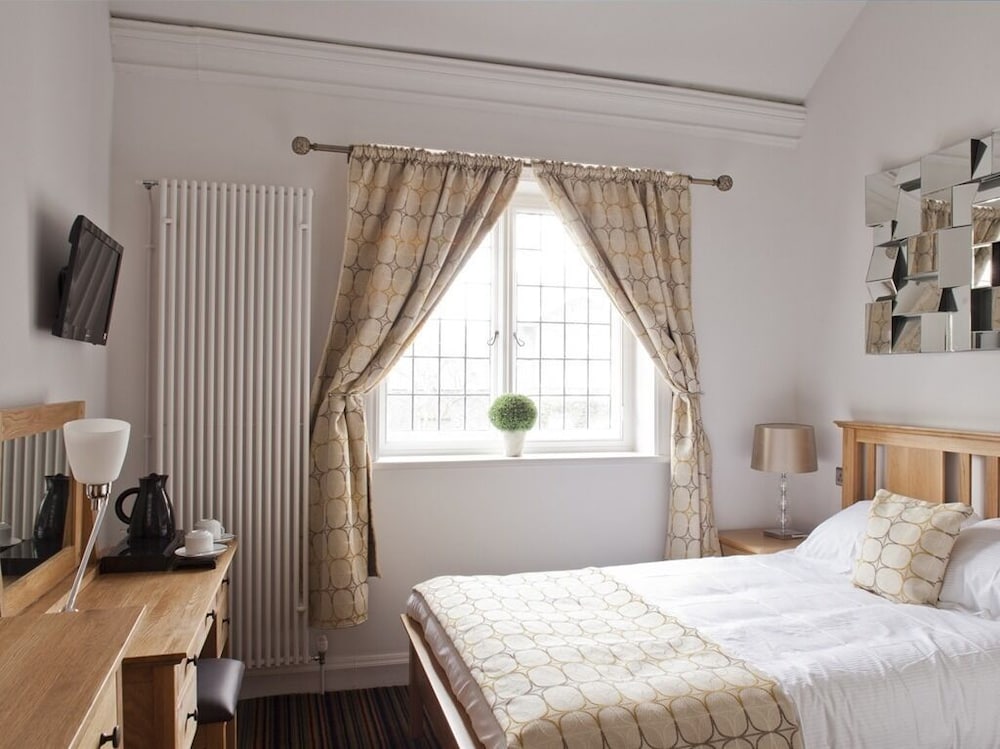 Burton Stone Inn 12/50