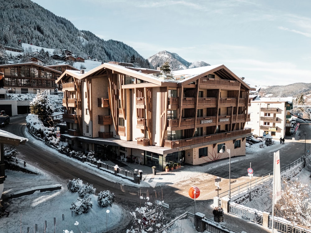 Hotel COSMEA Dolomites 2/50