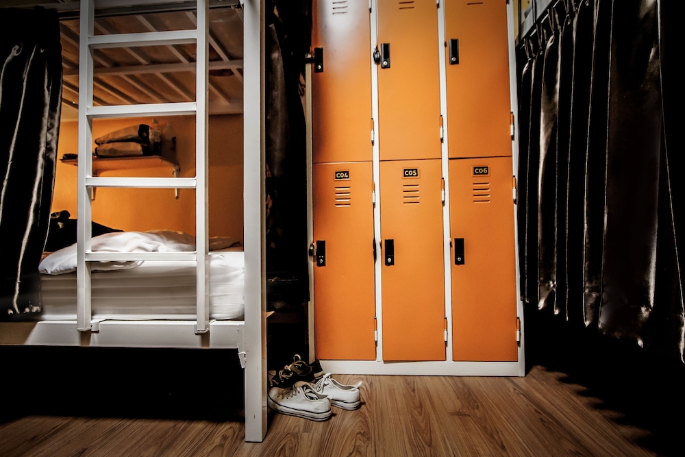 Thai Thai Hostel 33/46