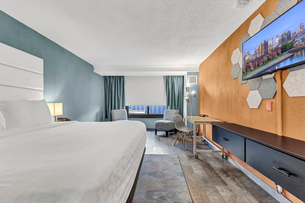 Buffalo Airport Hotel 29/61