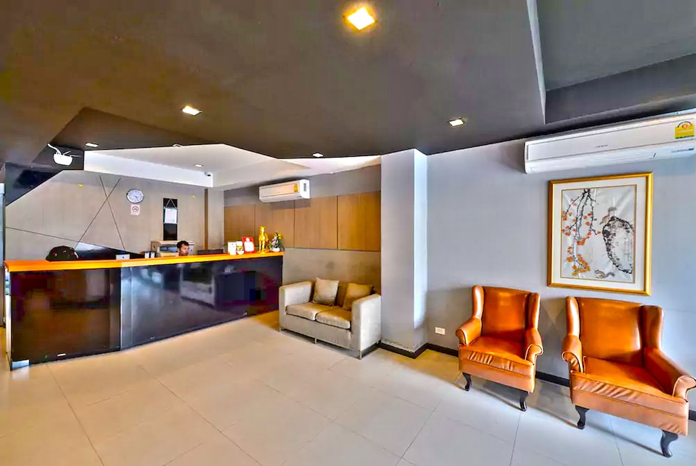 H2 Hotel 11/48