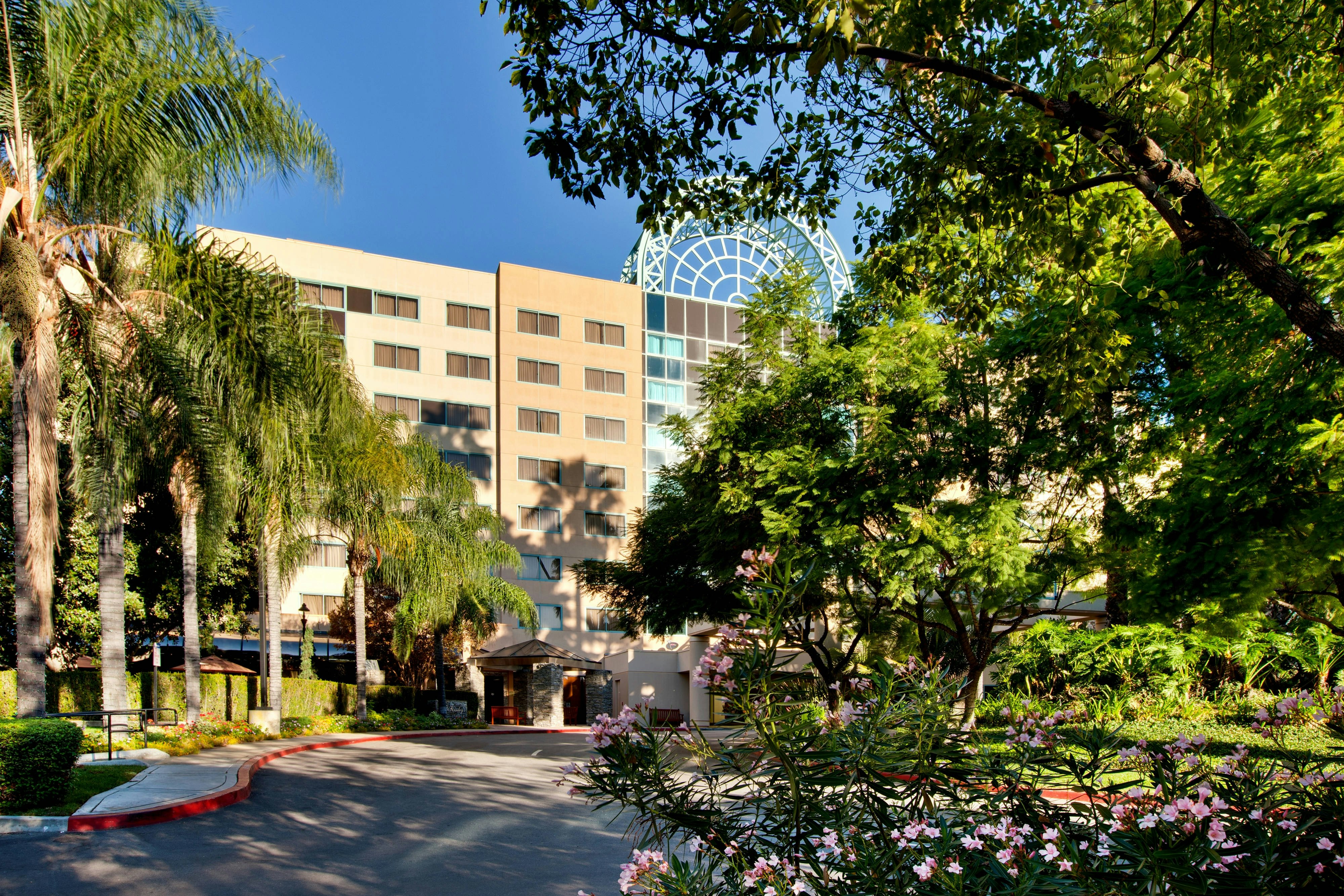 Sheraton Fairplex Hotel Conference Center 44/46