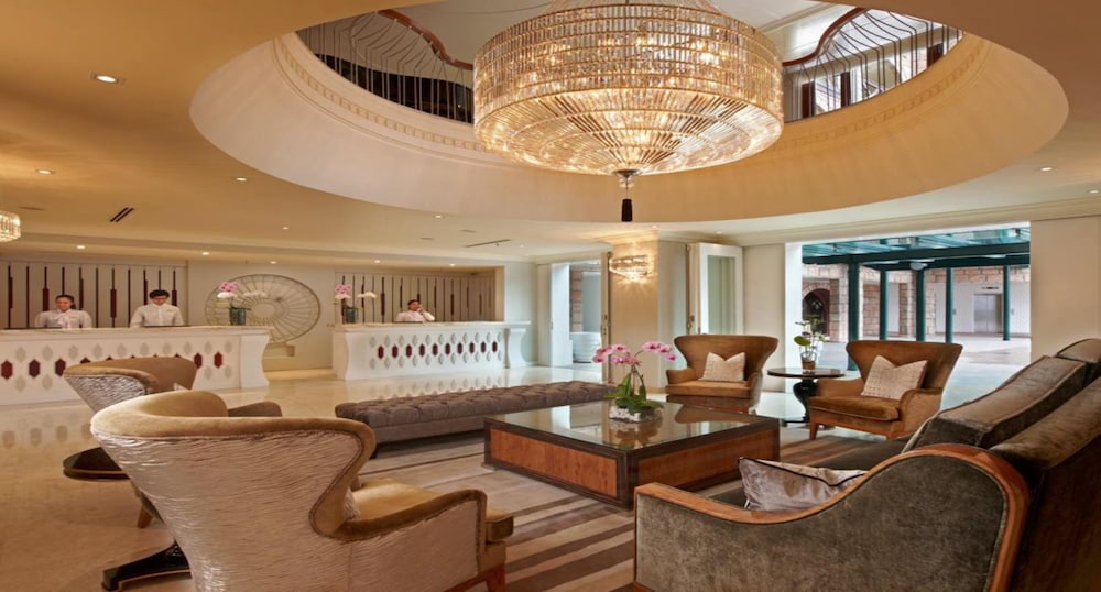 The Chateau Spa & Wellness Resort 50/60
