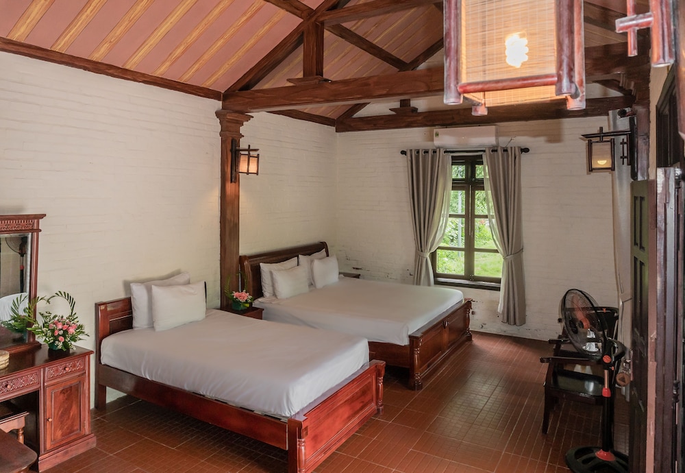 Mua Cave Ecolodge 24/72