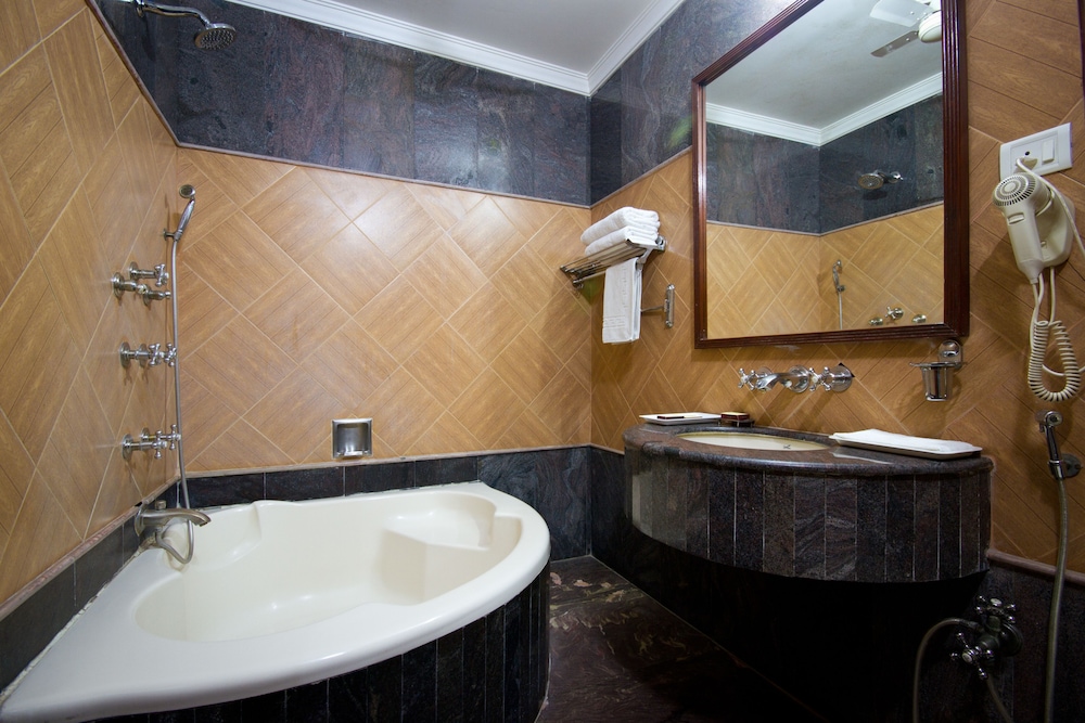 Sunstar Grand 62/64