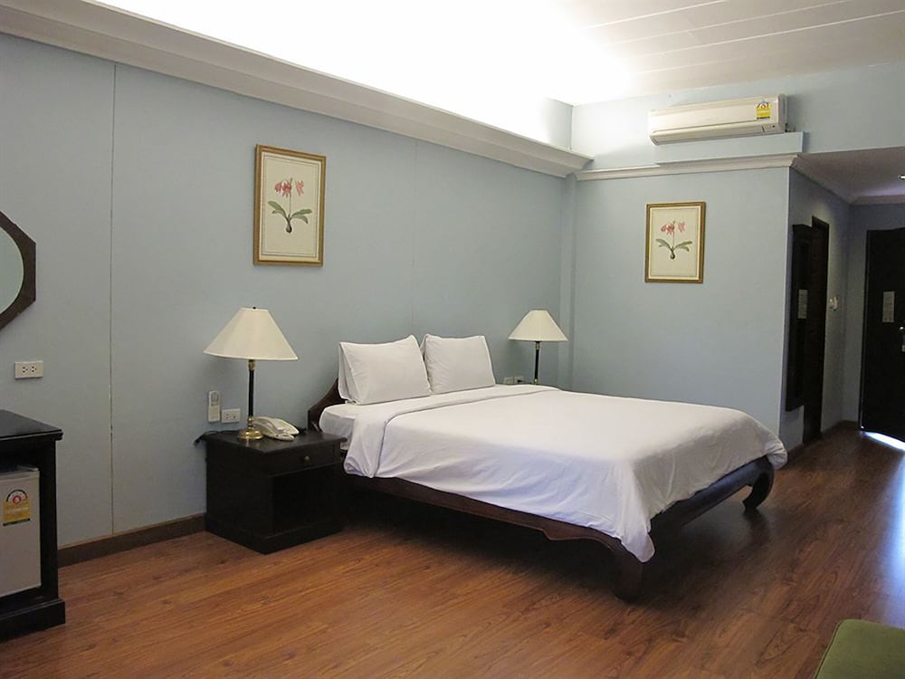 Mae Pim Resort Hotel 16/56