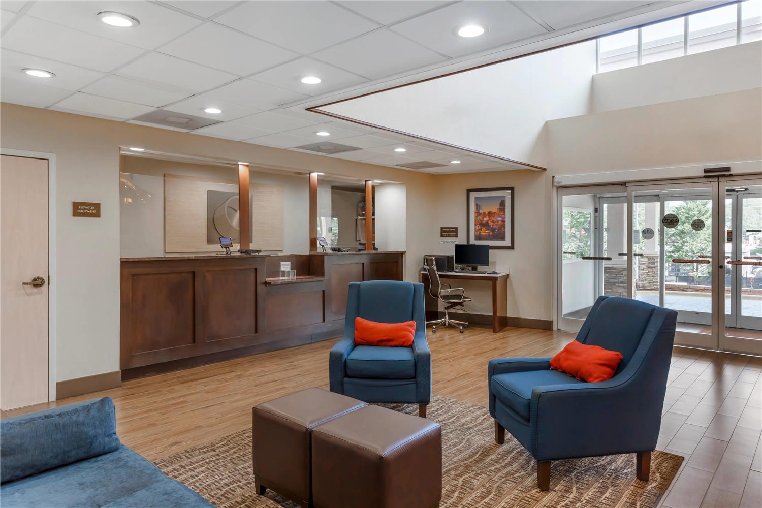 Comfort Suites Raleigh Walnut Creek 24/31