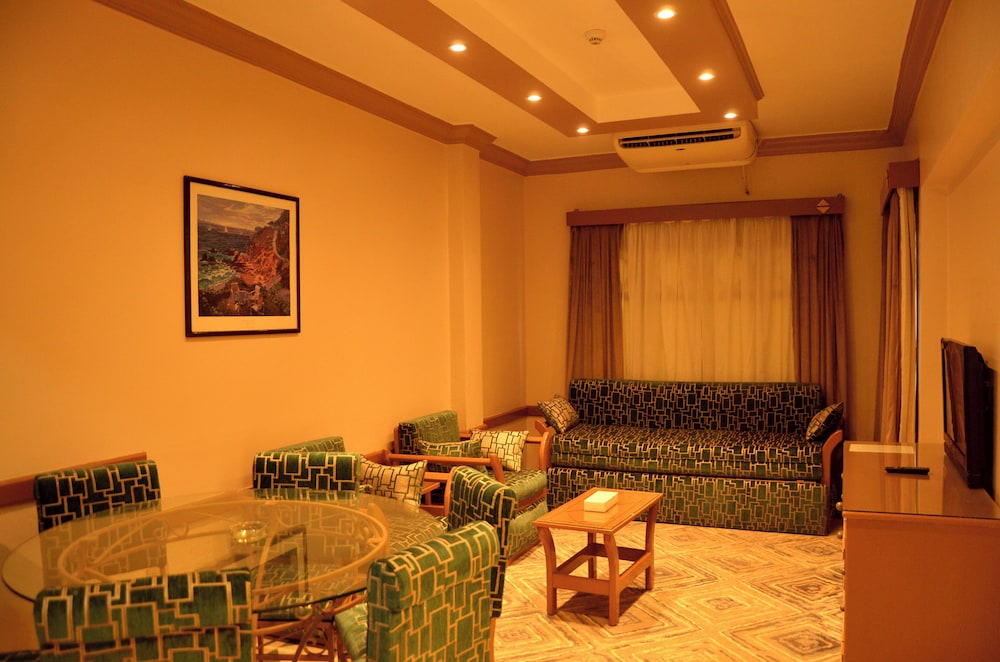 Dive Inn Resort 78/107