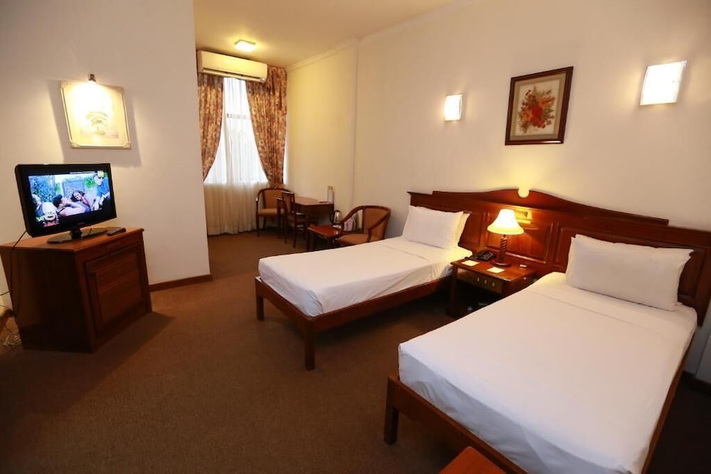 Hotel Sapphire 14/48