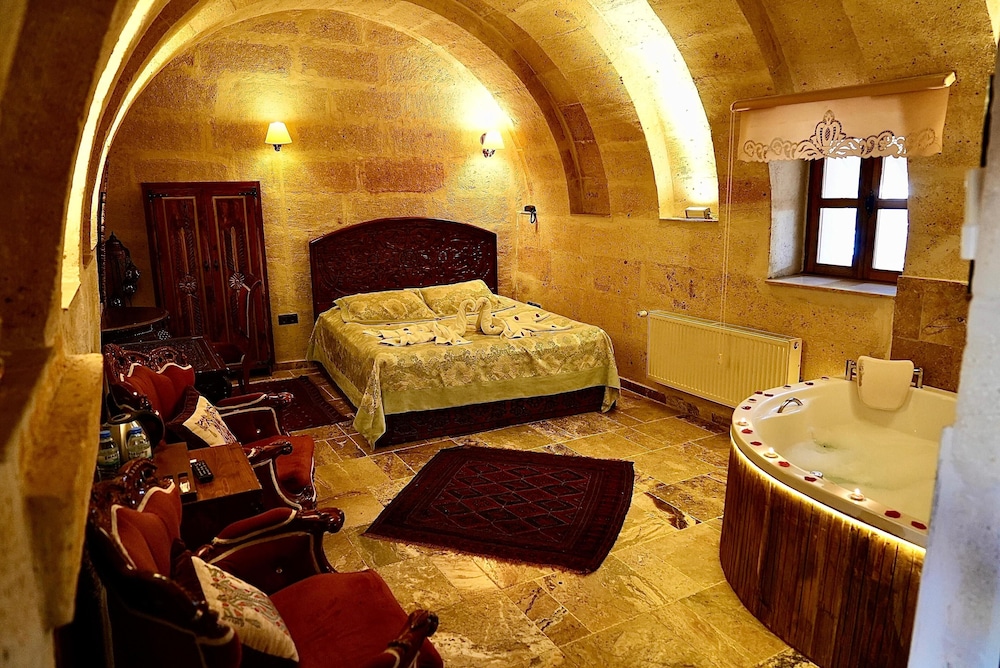 Avanos Suites 54/62