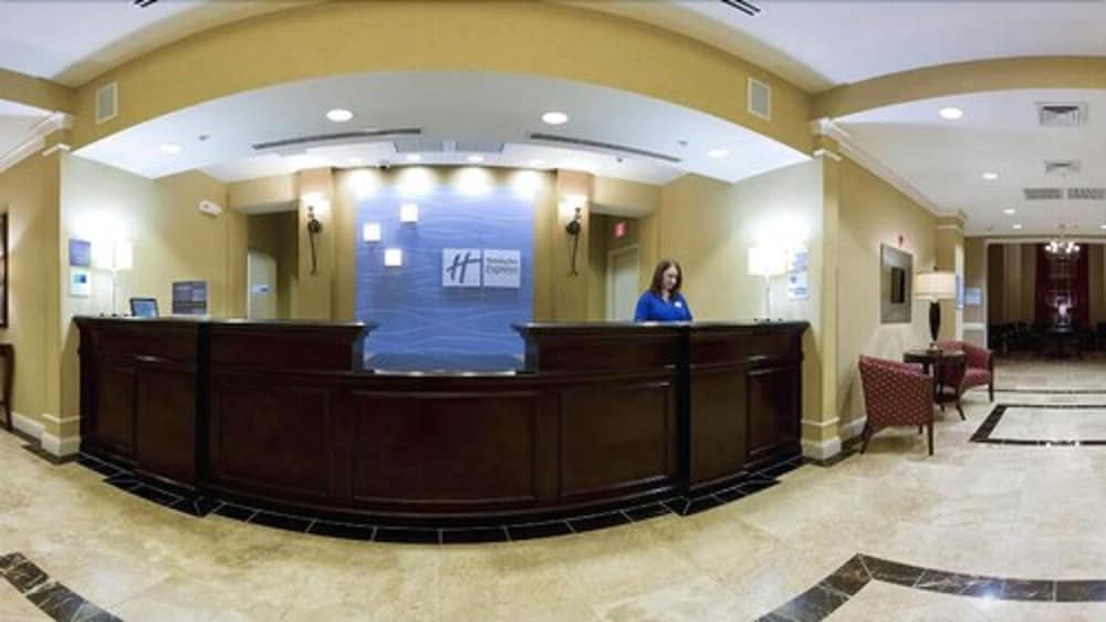 Holiday Inn Express & Suites Crestview South I-10 6/69