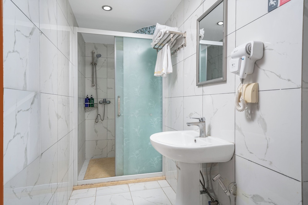 Yoyo International Apartment 50/50