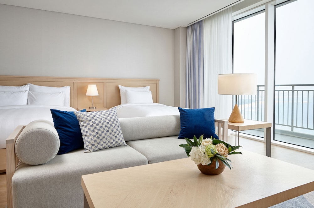 Lotte Resort Sokcho 48/72
