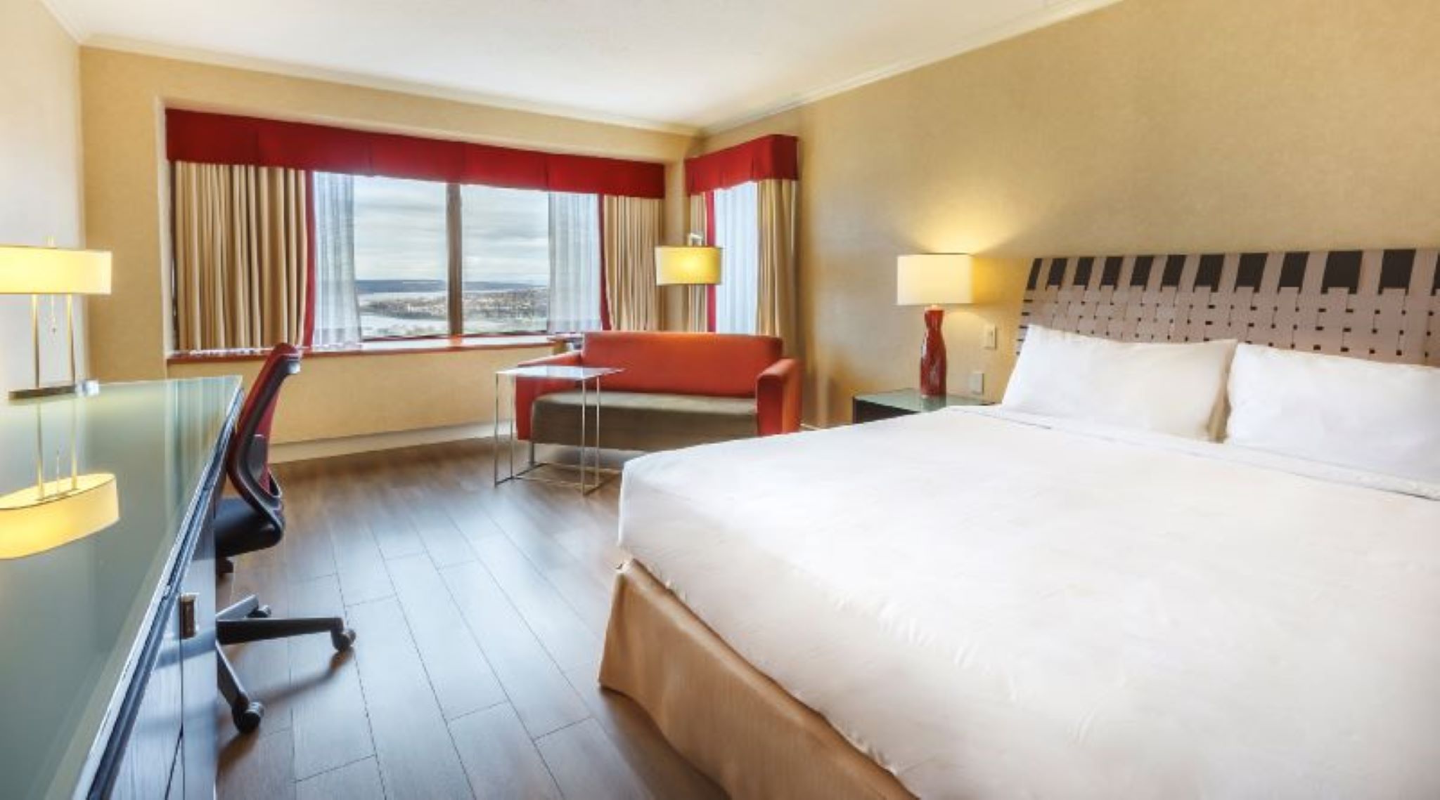 Room, King Bed