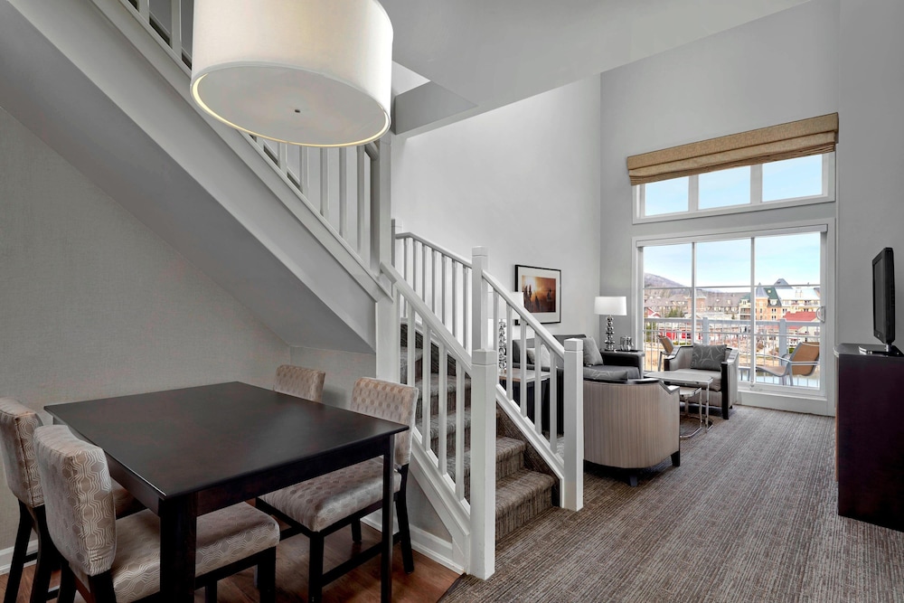 Westin Trillium House Blue Mountain 36/51