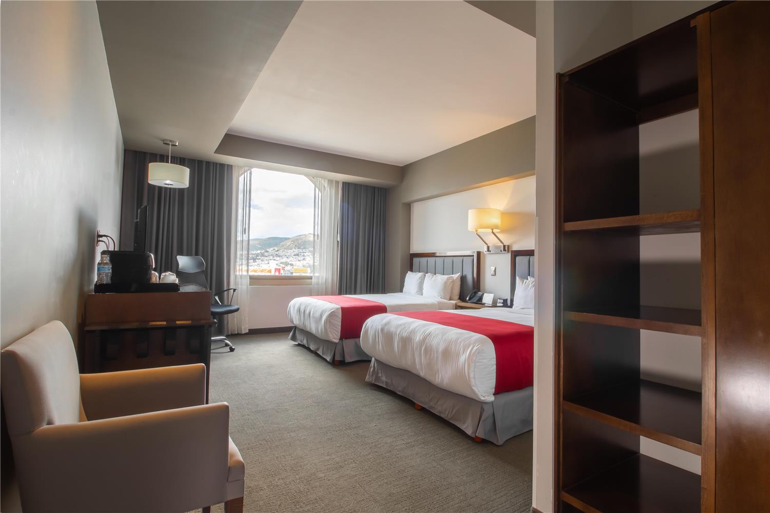 غرفة بسريرين كوين لذوي الإعاقة، Best Western Plus Santa Cecilia Pachuca 2/2