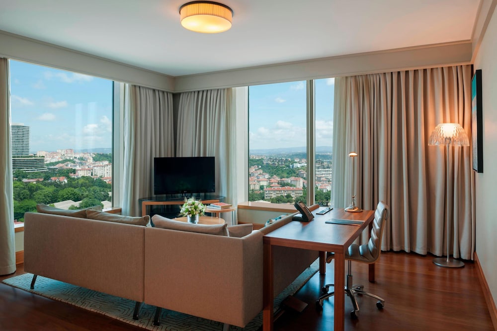 Renaissance Istanbul Polat Bosphorus Hotel 41/68