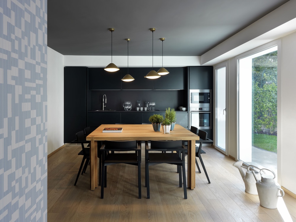 Conti Guest House 27/44