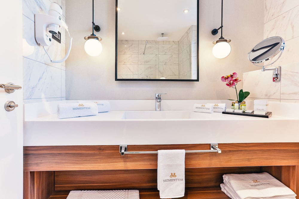 BOUTIQUE HOTEL MOMENTUM by Aycon 195/195