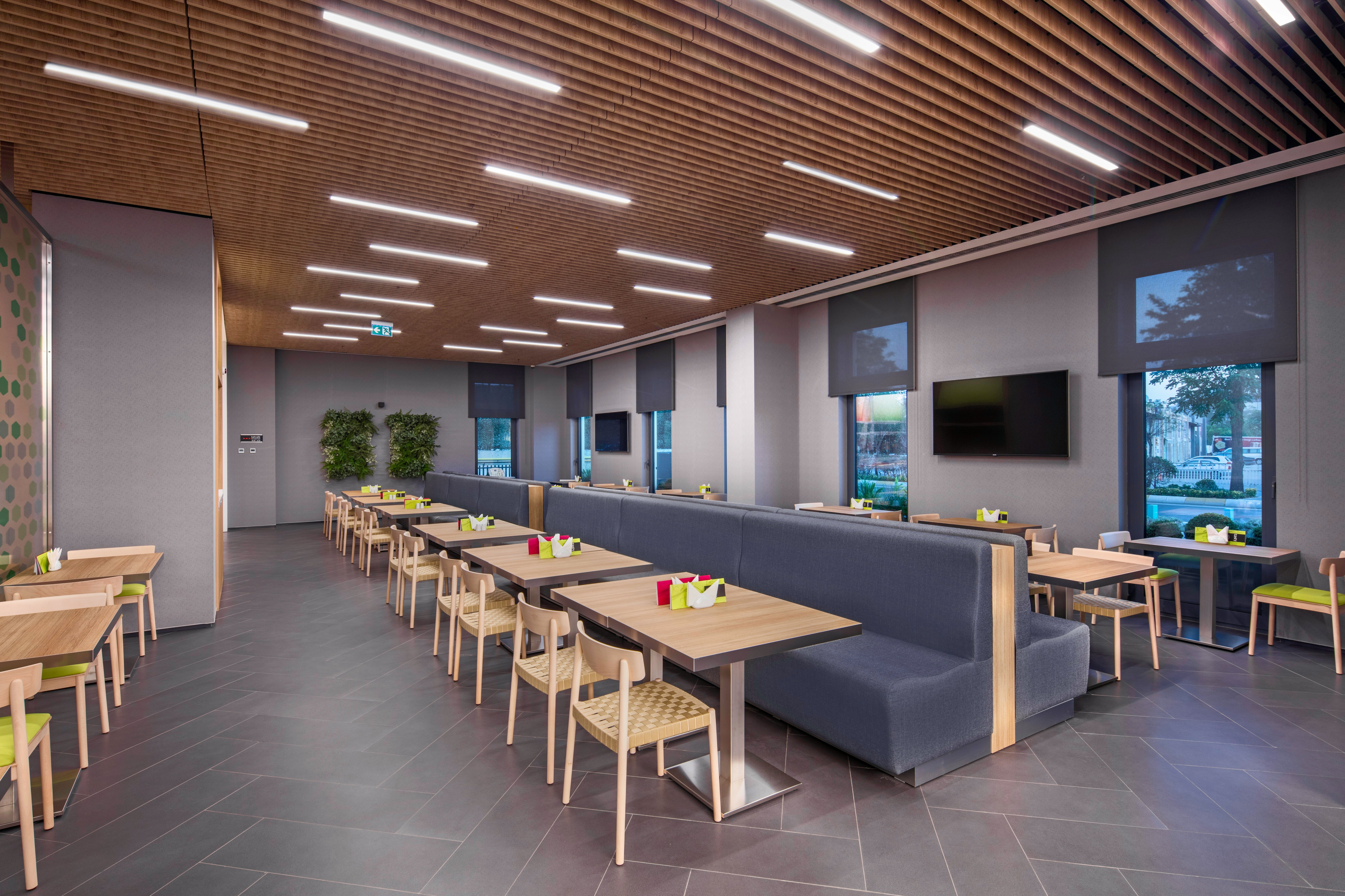 Hampton By Hilton Istanbul Zeytinburnu 15/27