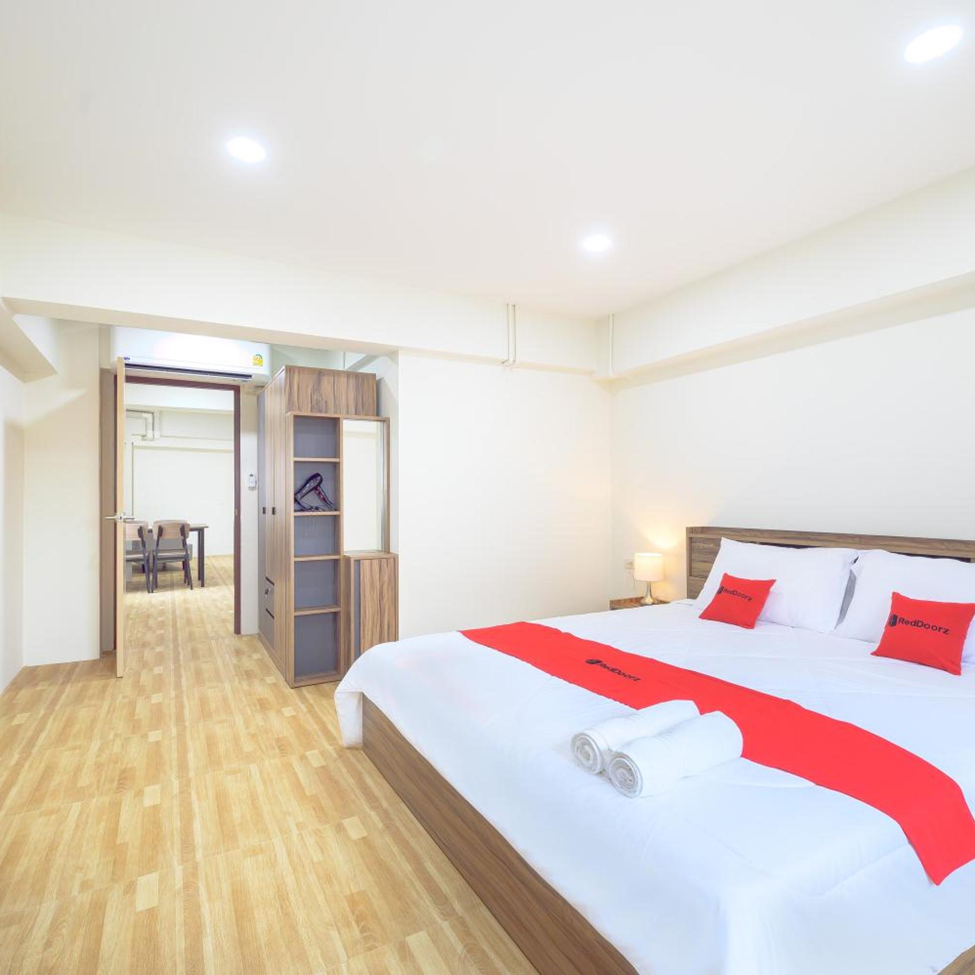 RedDoorz Plus Hoenhao Boutique Hotel Ratchada 22/36