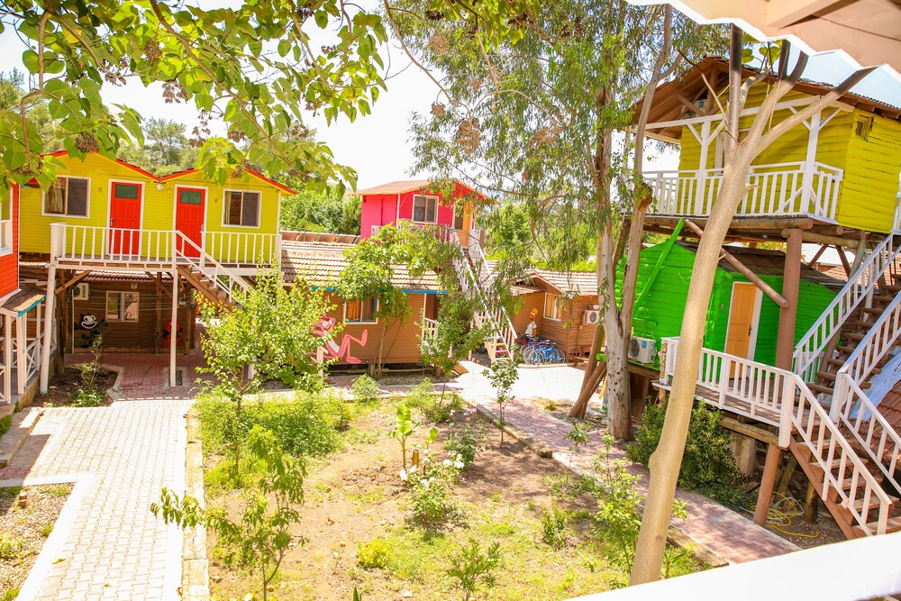 Olimpos Salinas Wooden Houses 16/21