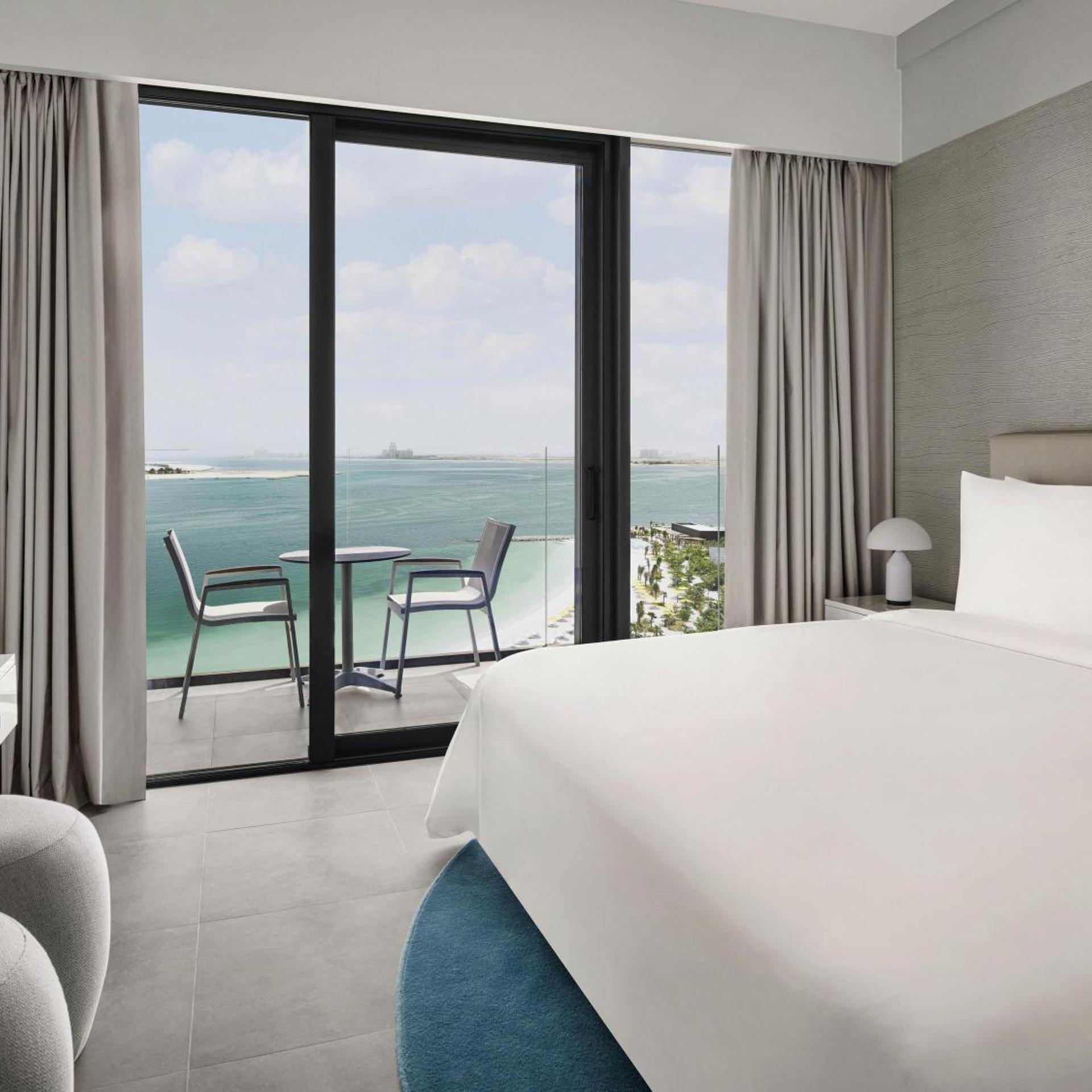 Beach Pool, Deluxe, King Bed, Sea View