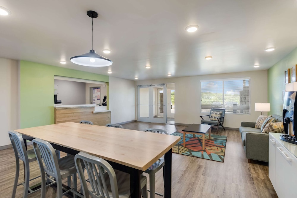 WoodSpring Suites Smyrna-La Vergne 16/26