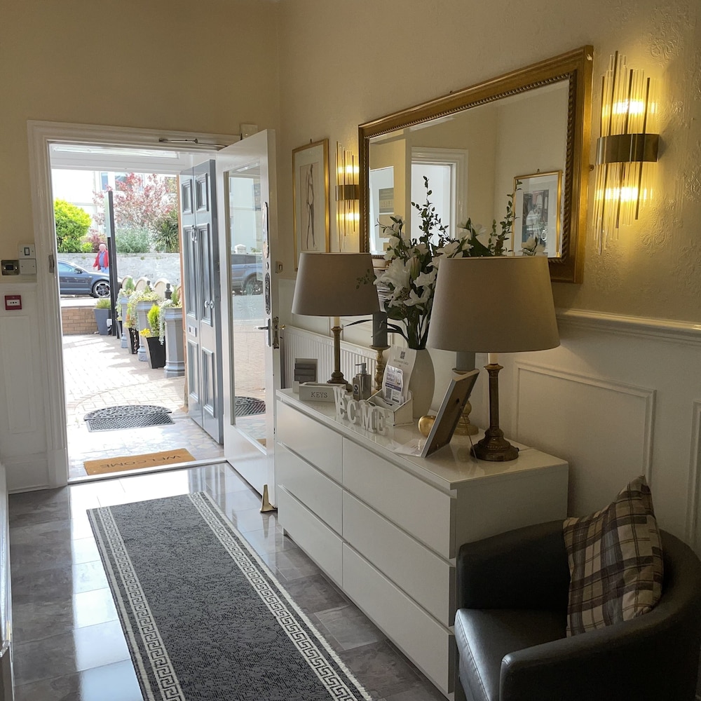 The Beechwood Guest House 32/50