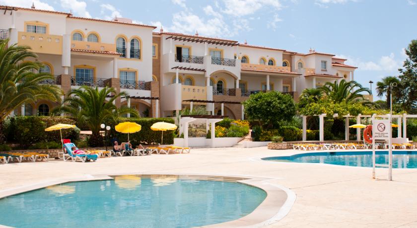 Luz Bay Hotel 6/37