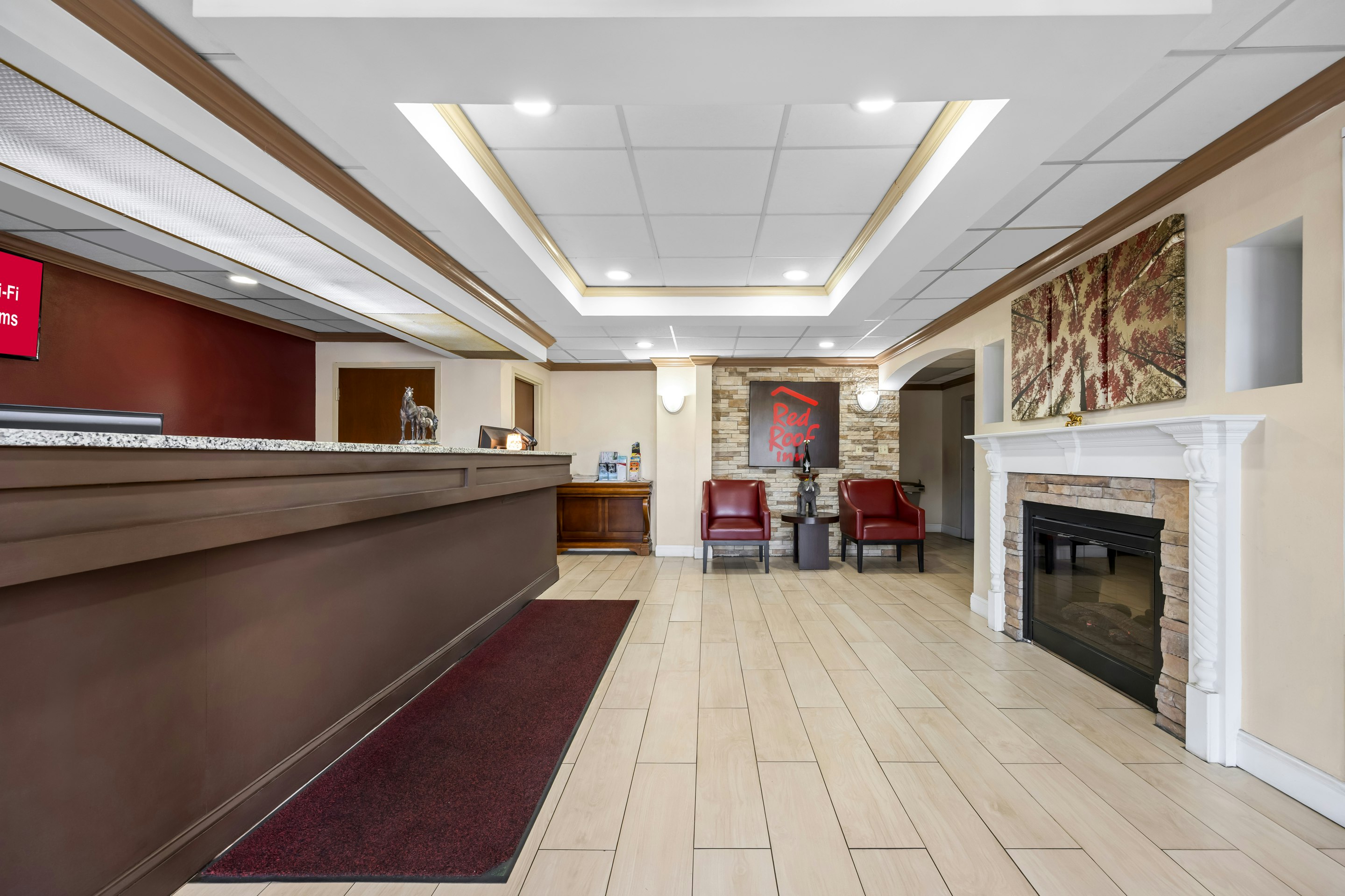 Red Roof Inn & Suites Clinton 19/41