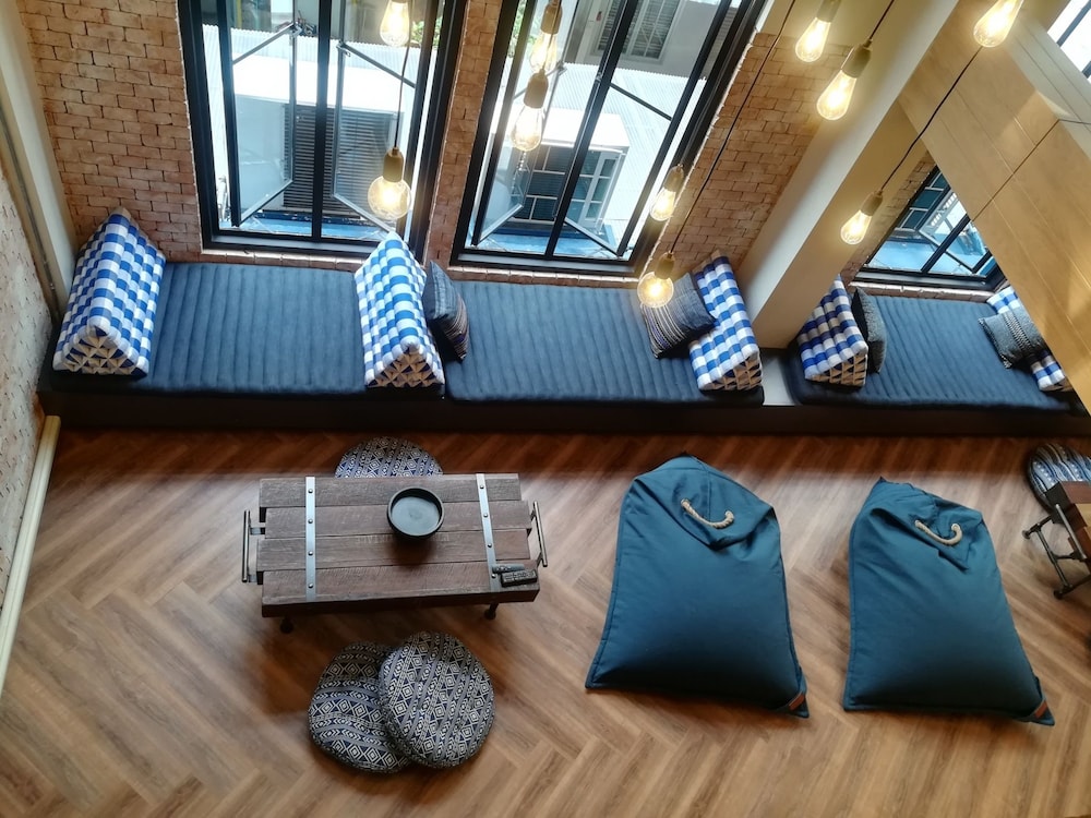 Natee Hostel 4/47