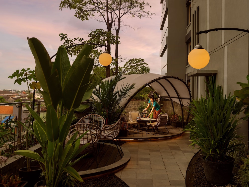 The Manohara Hotel Yogyakarta 64/67