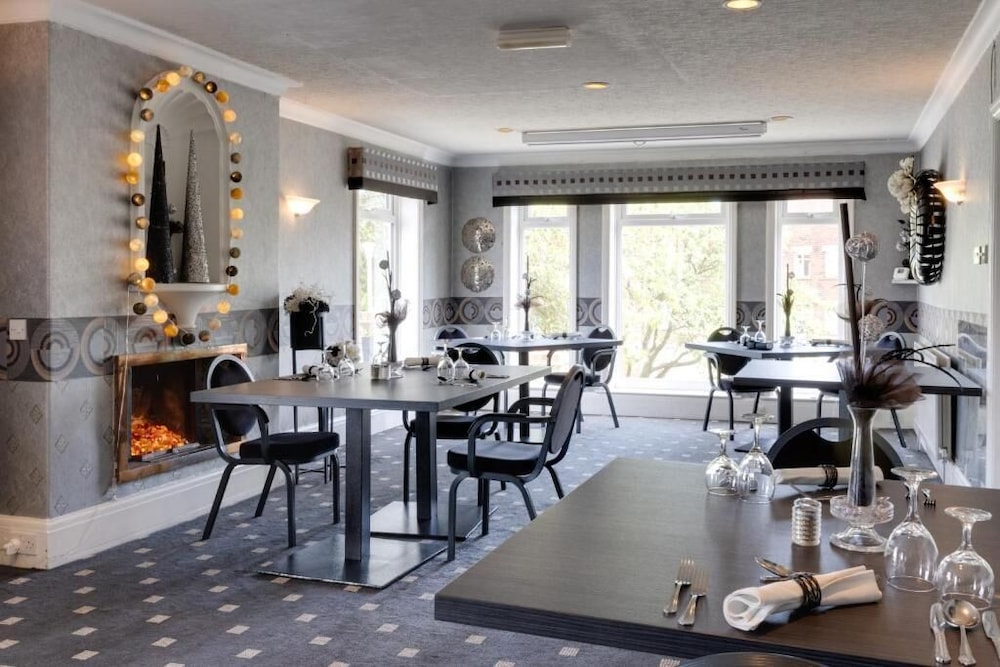 Park Manor Hotel 36/50