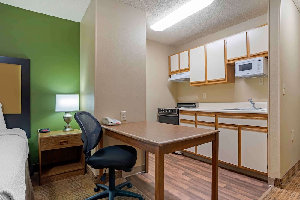 Extended Stay America - Birmingham - Inverness 34/38