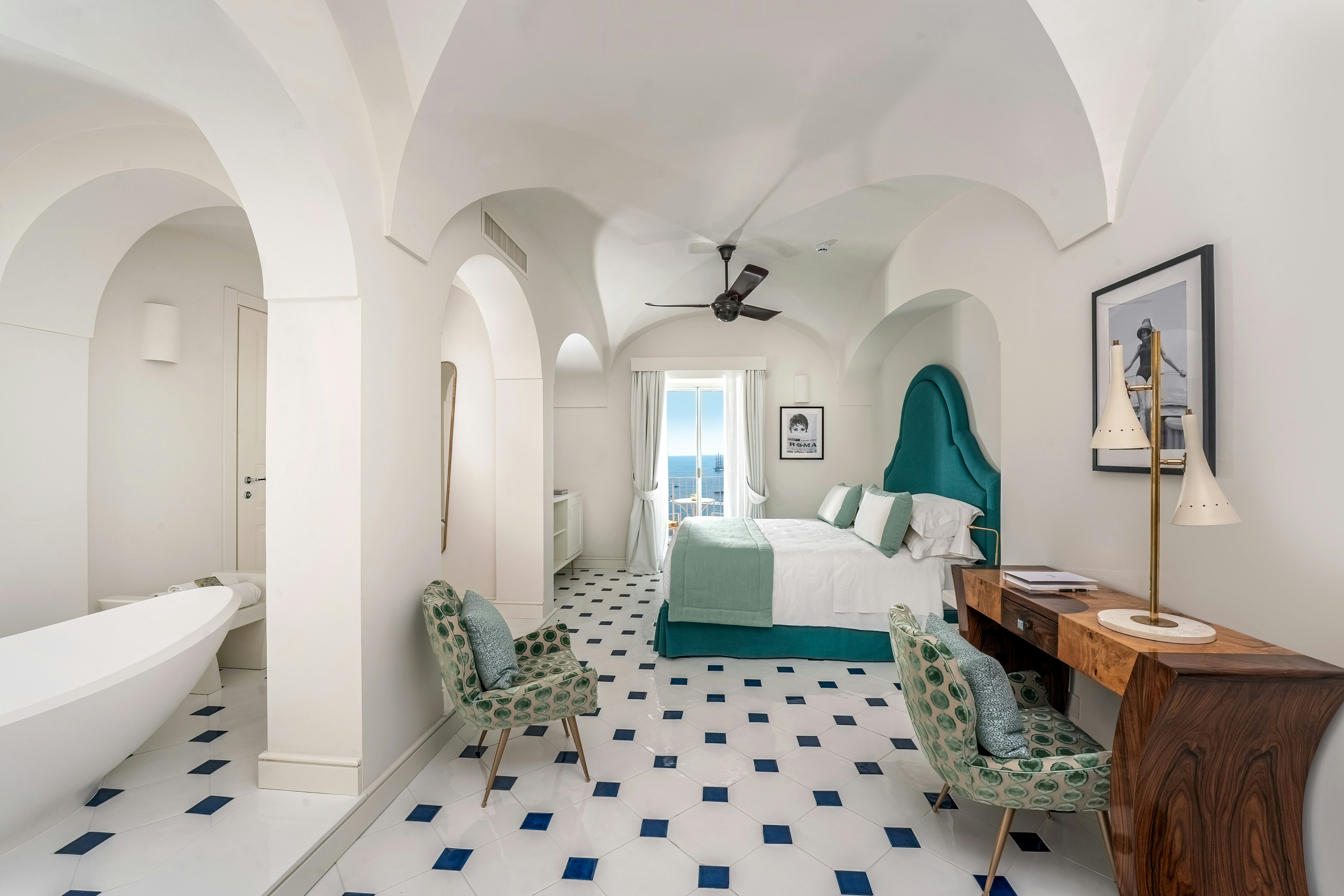 جناح رومانسي جونيور، Miramalfi Hotel 4/4