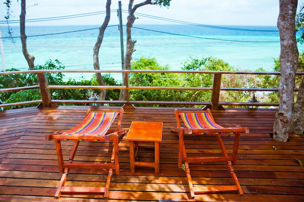 Phi Phi Phu Chalet Beach Resort 15/42