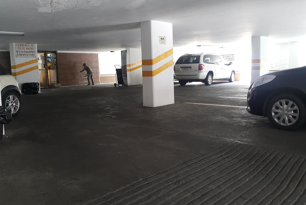 Howard Johnson by Wyndham Morelia Calle Real 53/63
