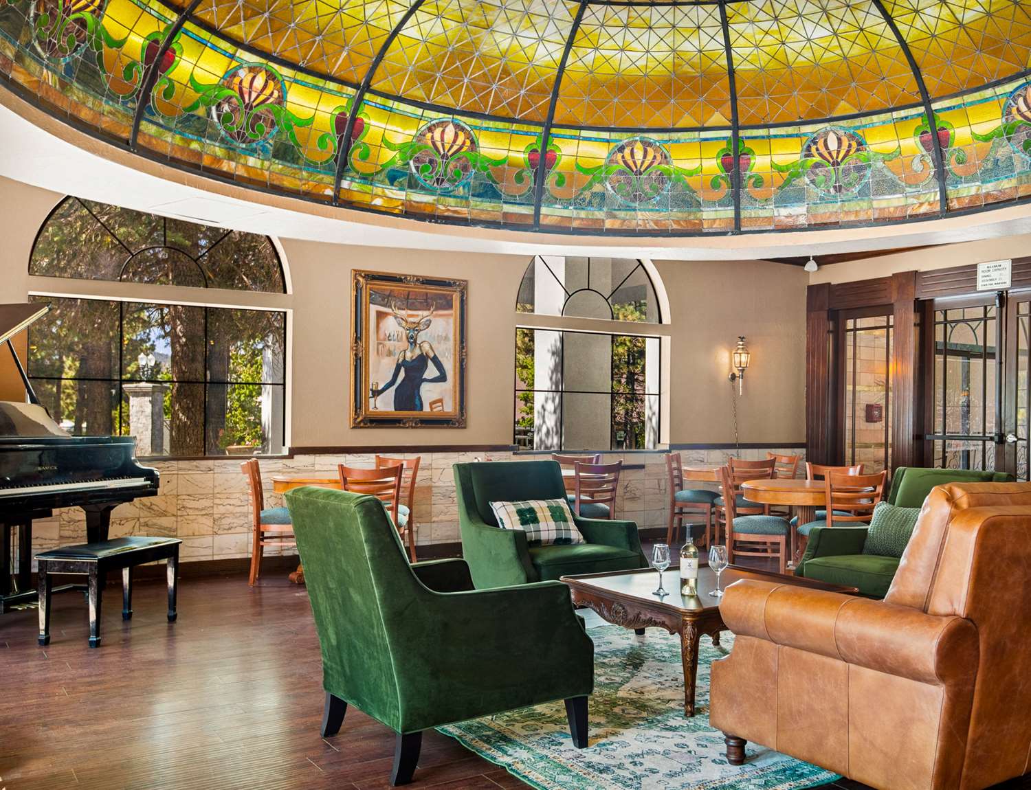 Chateau Big Bear Boutique Hotel, BW Signature Collection 27/55