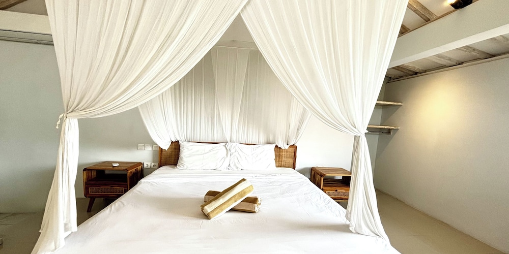 Villa Alisha Pererenan Canggu by ZUZU 14/56